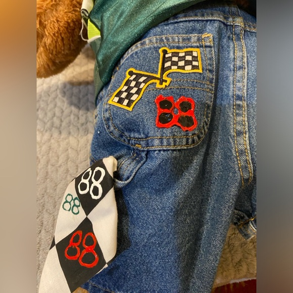 Dan Dee choice bear with a Earnheart jr upgrade excellent condition VINTAGE - Picture 7 of 13